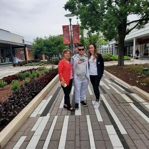 Meet your Posher, Aleksander